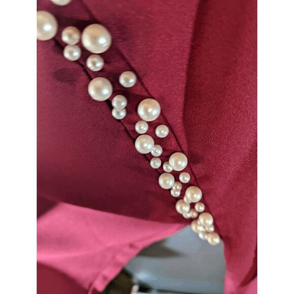 šNWTāCOLLEENāLOPEZĀ PEARLāADORNEDāBURGUNDYāBLOUSEā-āXL - Picture 1 of 5